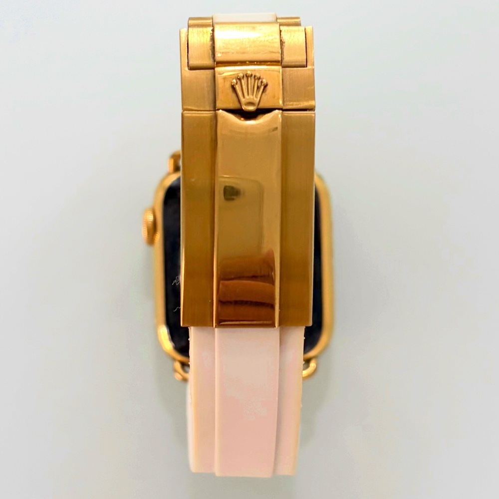 APPLE WATCH 6 40mm 24K GOLD PLATED w/ROLEX BAND ($1700 MSRP) - Picture 5 of 7